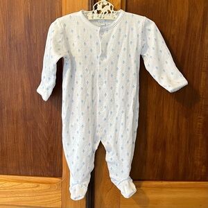 Kissy Kissy baby boy 0-3M light blue and white baby boy fleur-de-lis sleeper